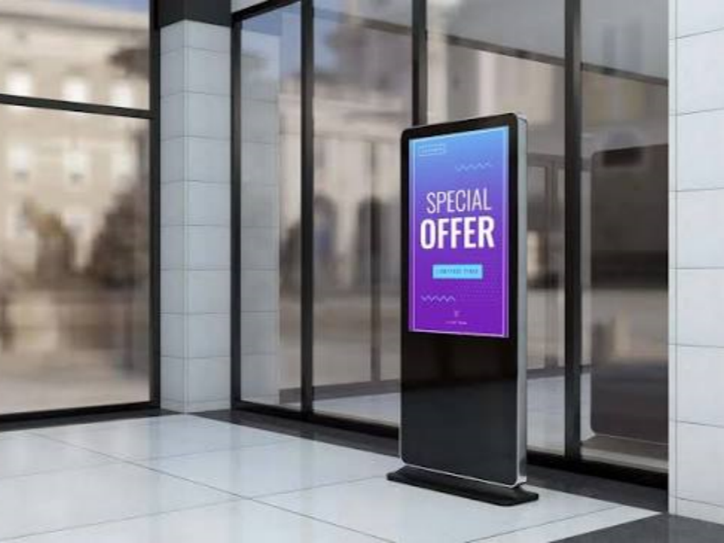 Digital Signage Türleri: İşletmeniz için Doğru Ekranı Seçmek İçin Eksiksiz Bir Kılavuz