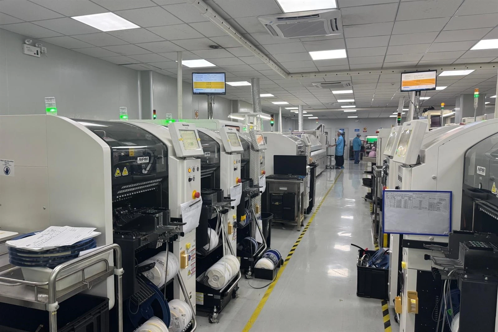 Our Journey: From Traditional Store Fixtures to Electronic Shelf Labels
